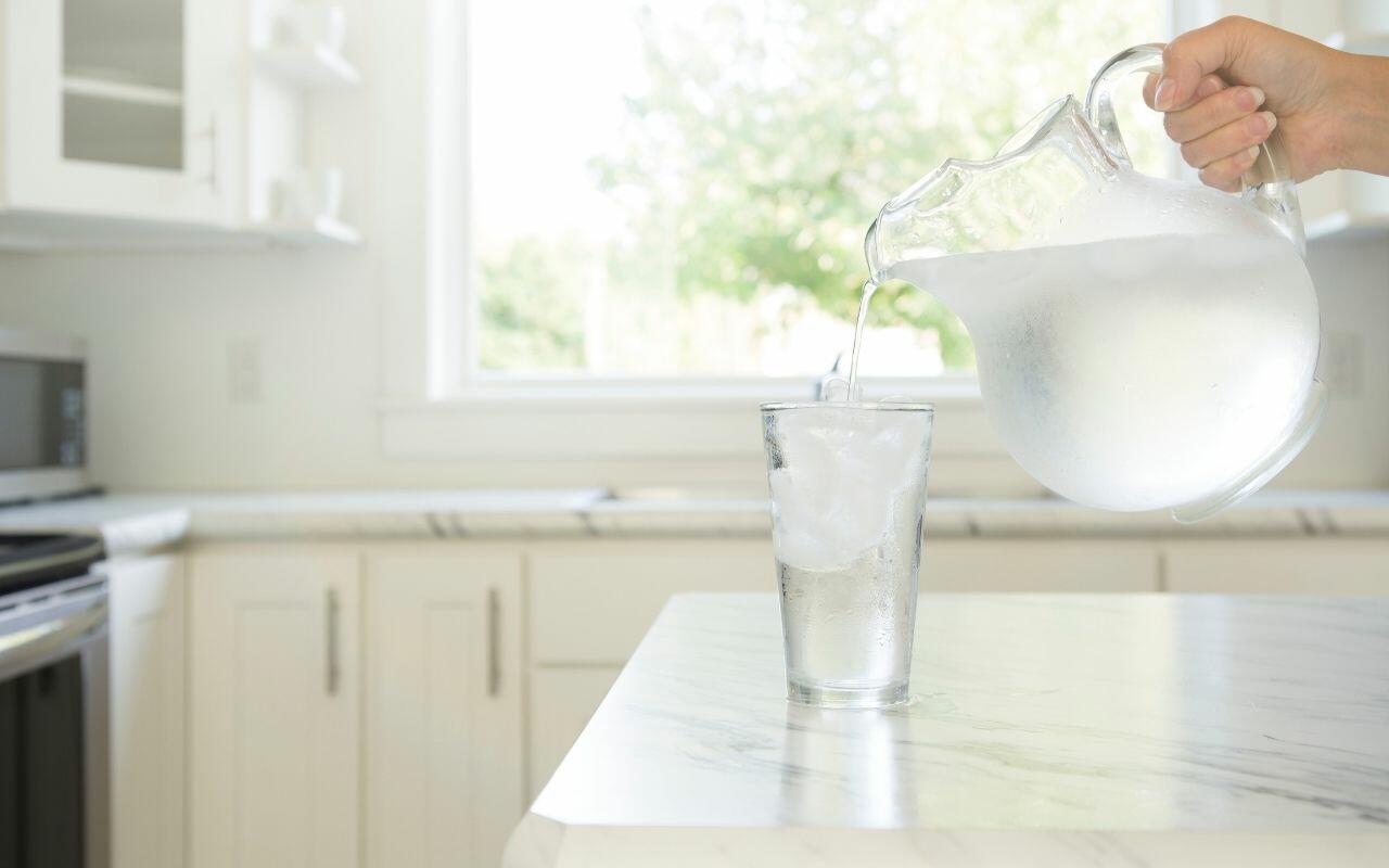 water-foods-that-whiten-teeth-Bradford-Family-Dentist