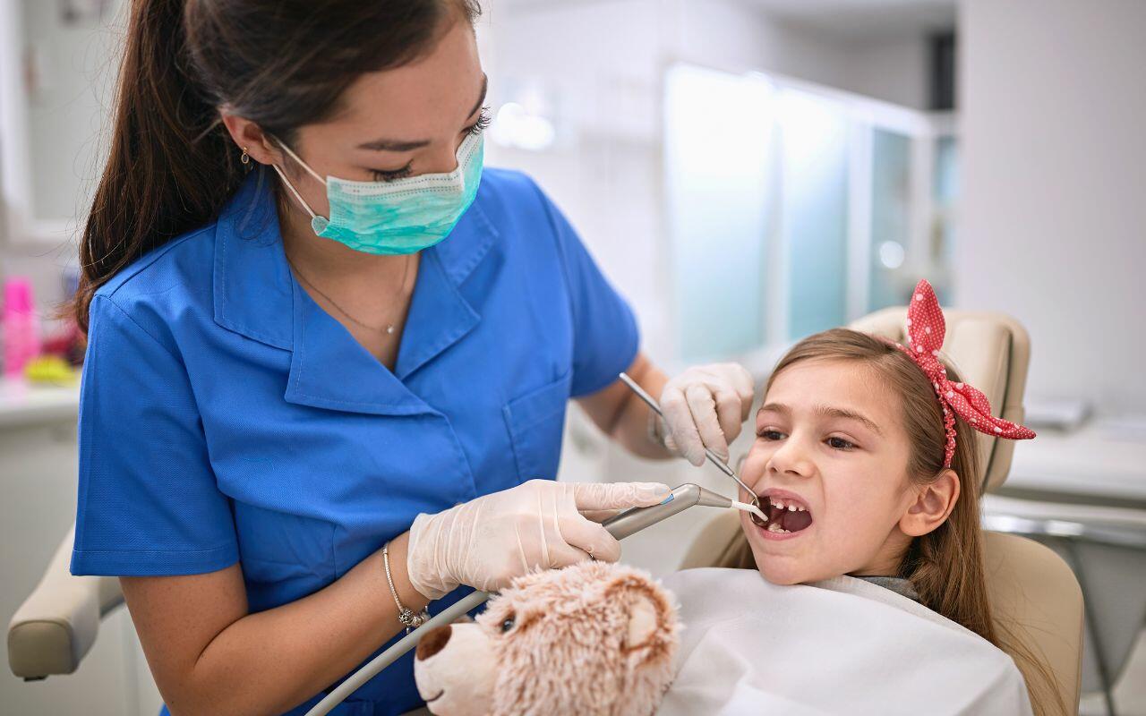 visiting-the-land-of-the-tooth-fairy-your-dentists-office