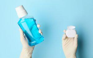 dental-hygiene-mistakes-using-mouthwash-instead-of-flossing